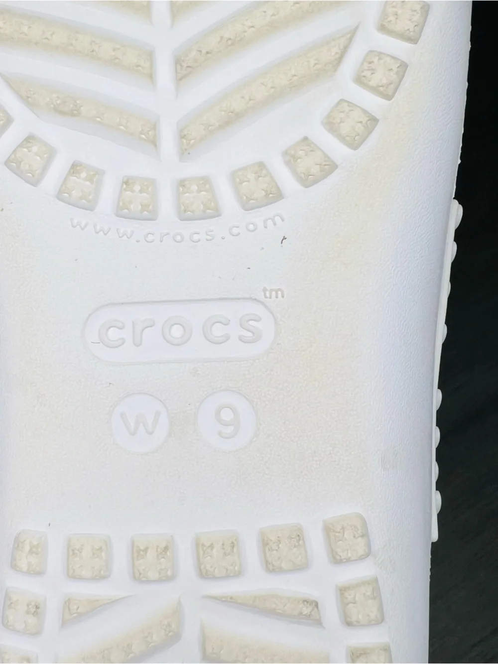 Crocs Kadee II Strappy Sandals Embellished Rhinestones White Vacation Resort Sz9